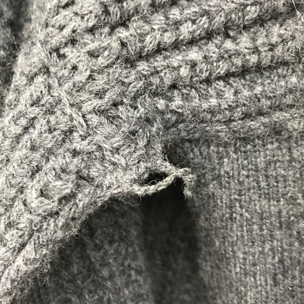 REBECCAニットカーディガン