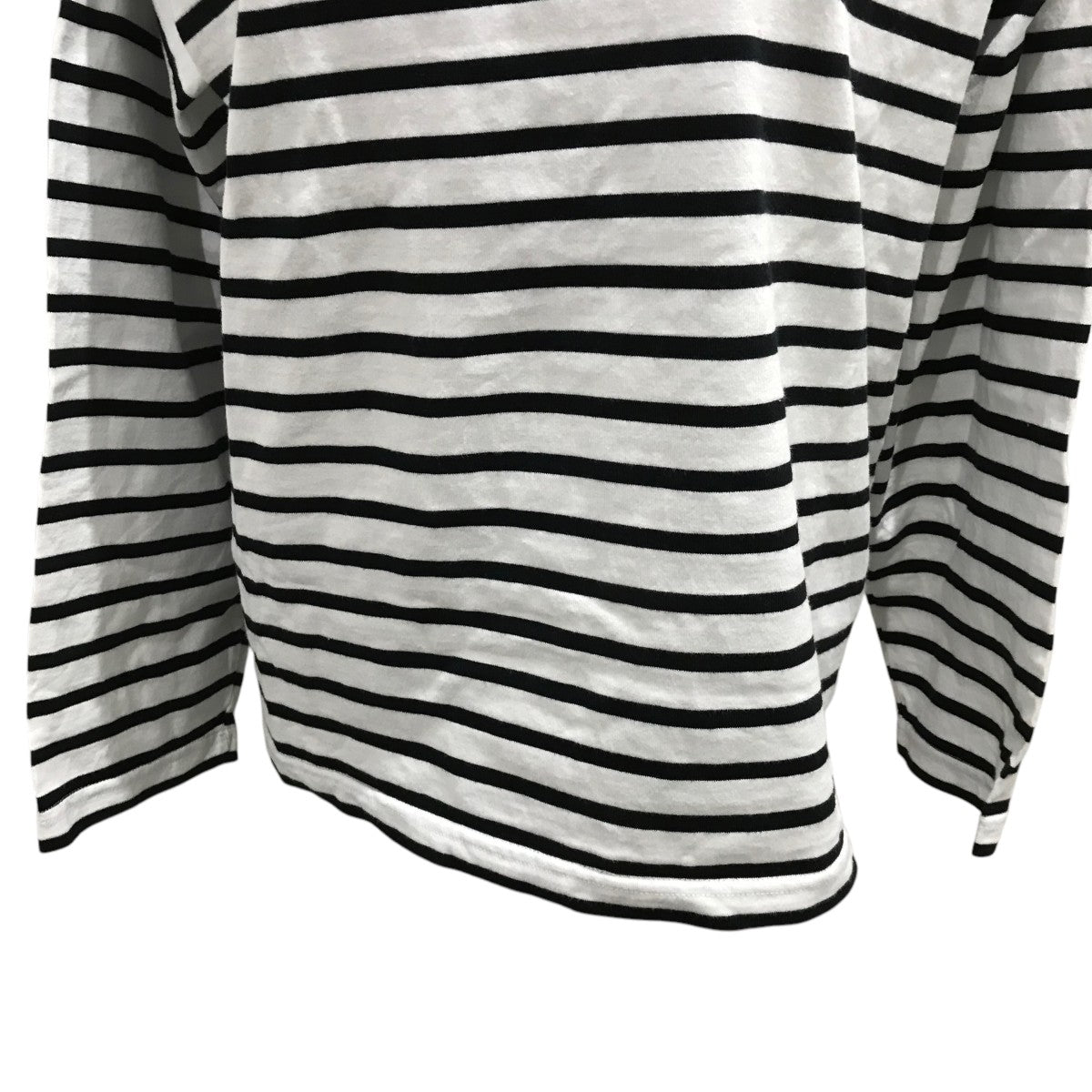 ハイネックボーダーTシャツ