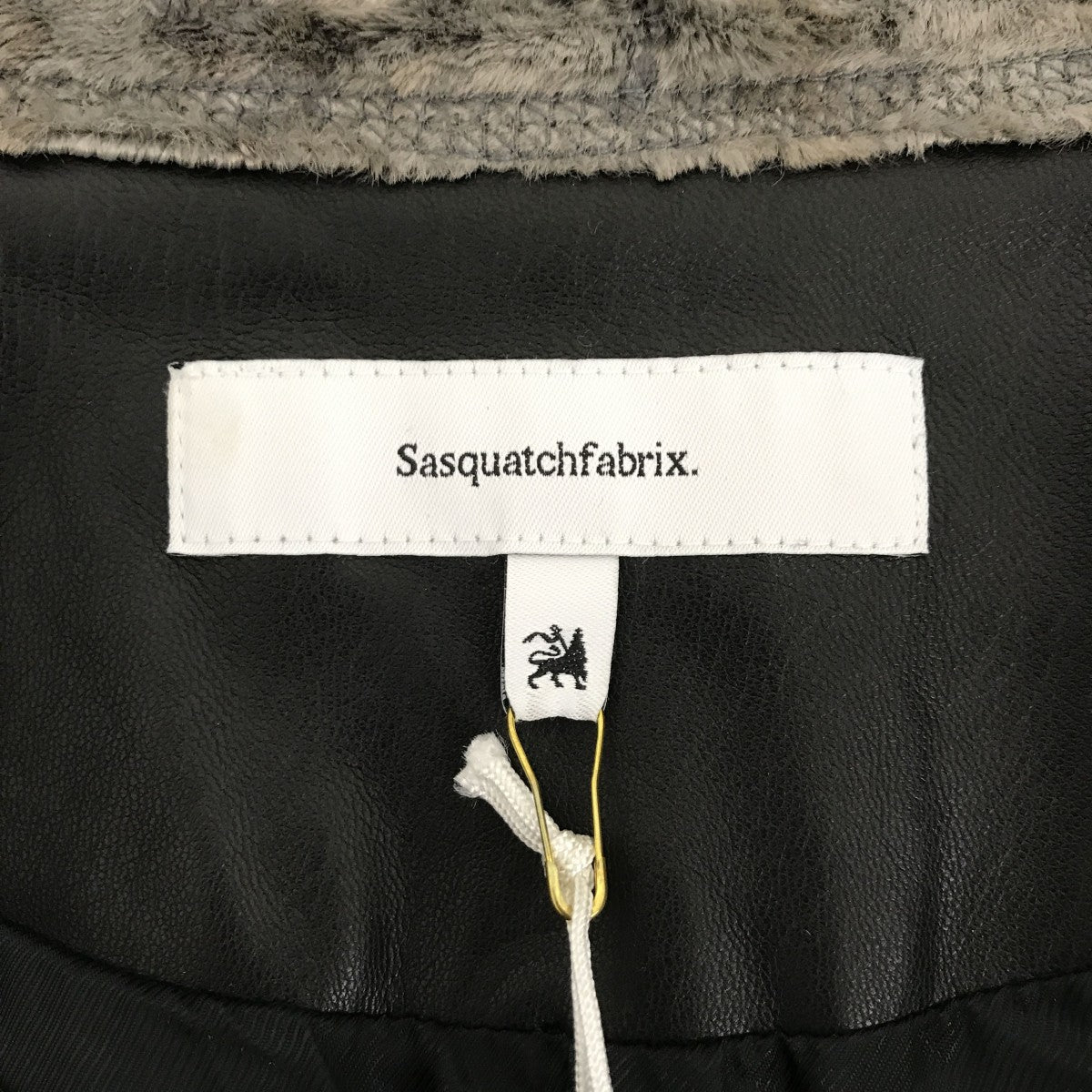 SASQUATCHfabrix．(サスクワァッチファブリックス．) ガウン