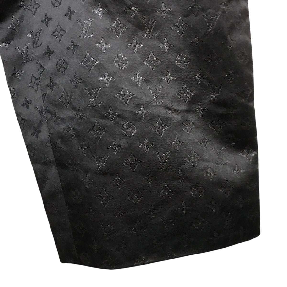 【新品・未使用品】Louis Vuitton ブラック ピーコート LOUIS VUITTON(ルイヴィトン) モノグラムコート ブラック サイズ