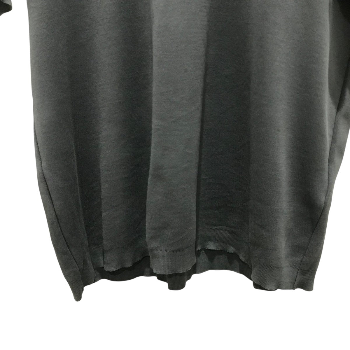 ニットTシャツ69639-66434-4