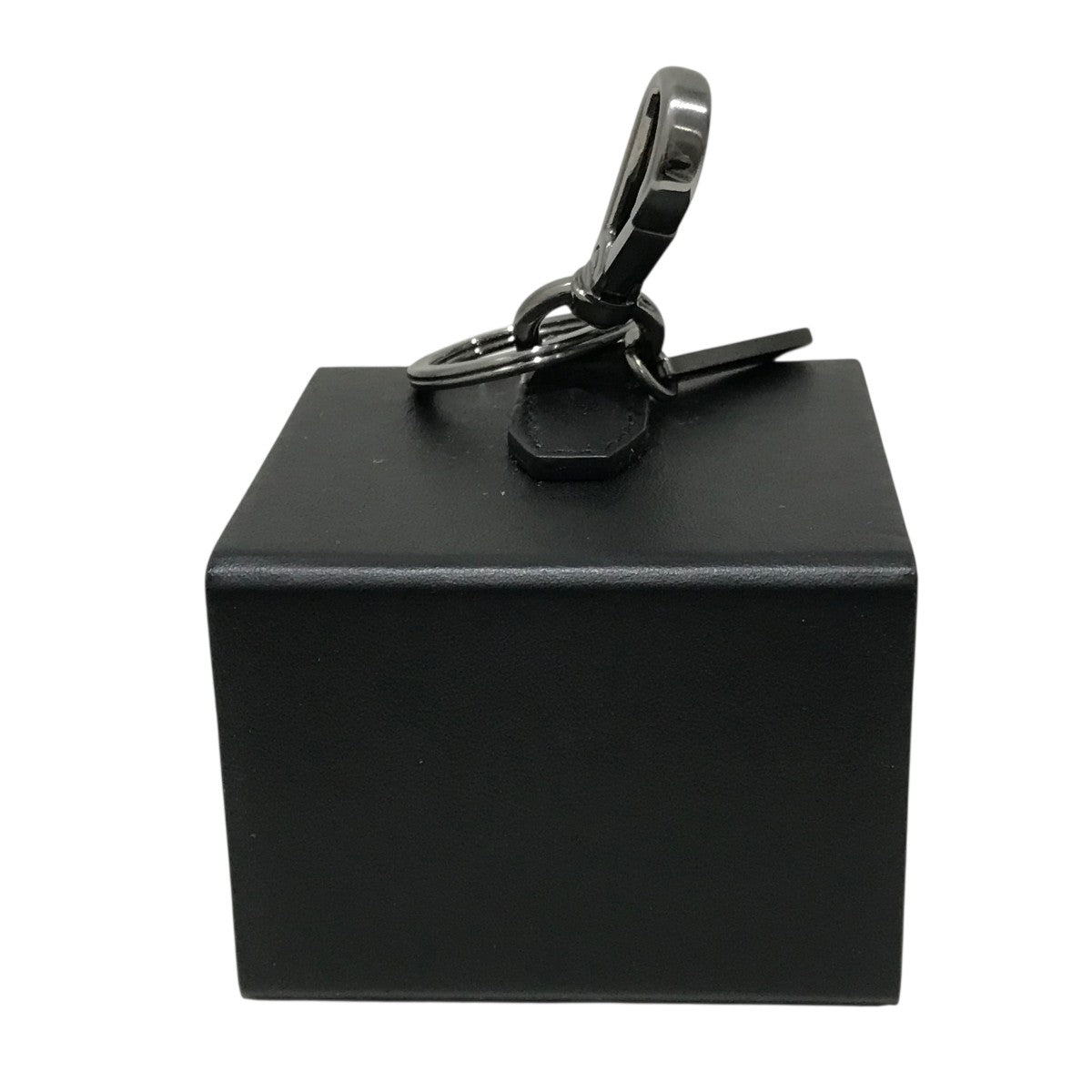 FENDI スケートボード　キーチャーム　正規品　新品未使用　箱付き 8230015590018.jpg