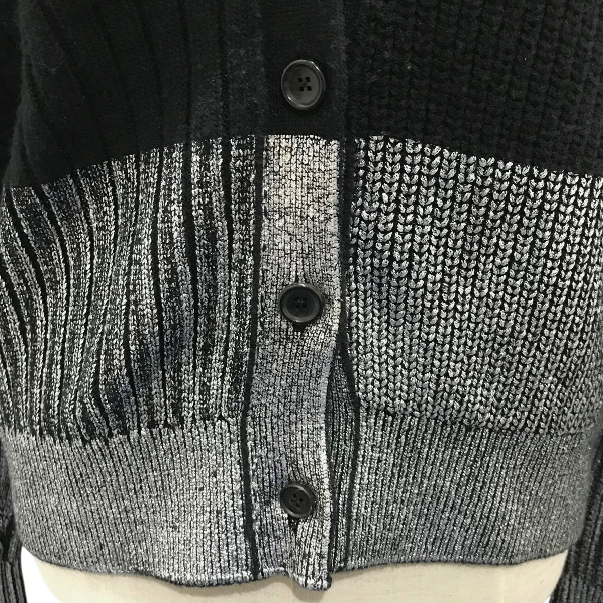 LOUIS VUITTON ウールカーディガンRW162A OPK FAKC15 古着・中古-5枚目のアイテム画像
