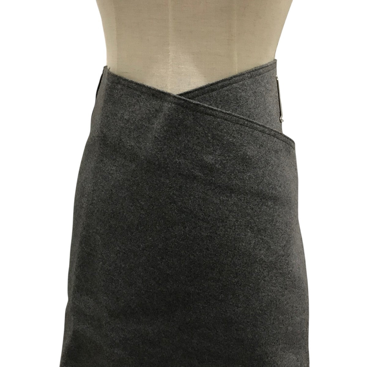 CELINE グレー ラップスカート 36 CELINE(セリーヌ) ラップスカート グレー サイズ 36｜【公式】カインド