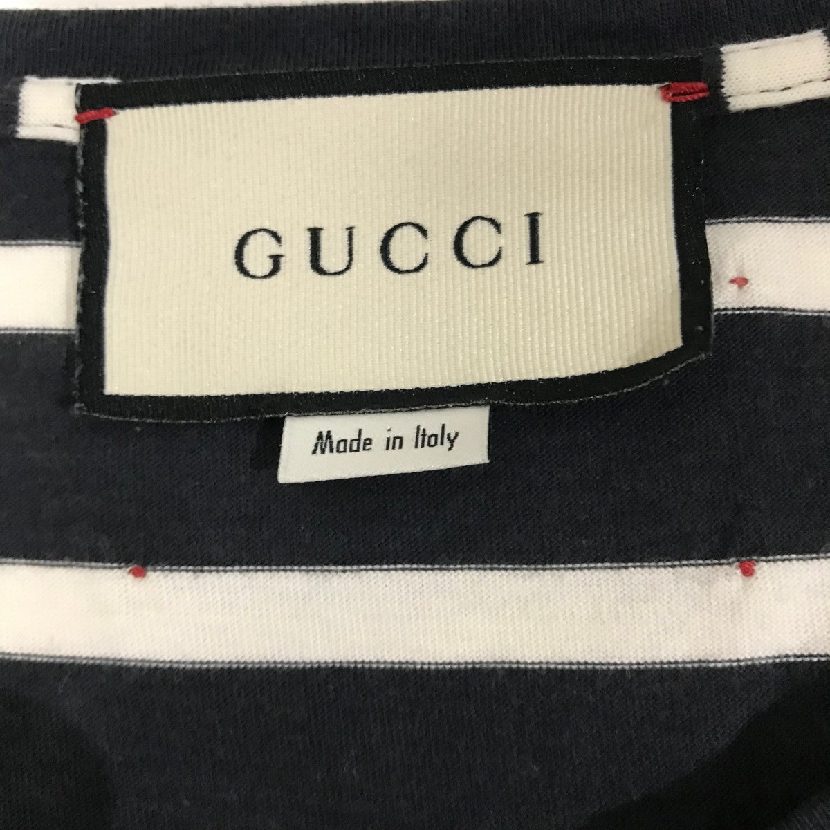 GUCCI グッチ ボーダー ショルダーボタン ロゴワッペン装飾 半袖Tシャツ GUCCI(グッチ) 半袖ボーダーTシャツ574931 574931 ネイビー