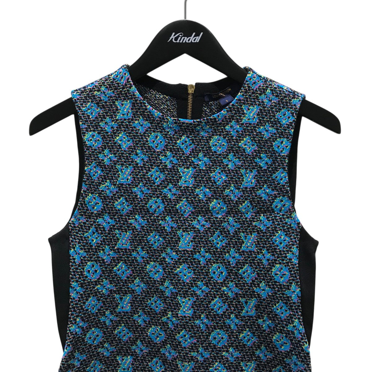 新品未使用　LOUIS VUITTON ノースリーブワンピース　タグ付き　総柄 LOUIS VUITTON(ルイヴィトン) モノグラムノースリーブワンピースRW192B