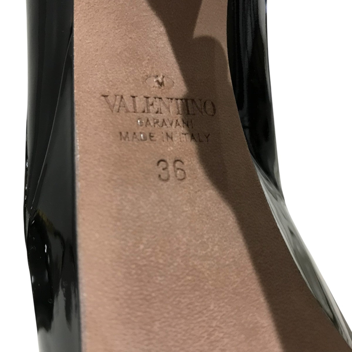 VALENTINO(ヴァレンチノ) V金具パテントヒールパンプスVSX004 VSX004