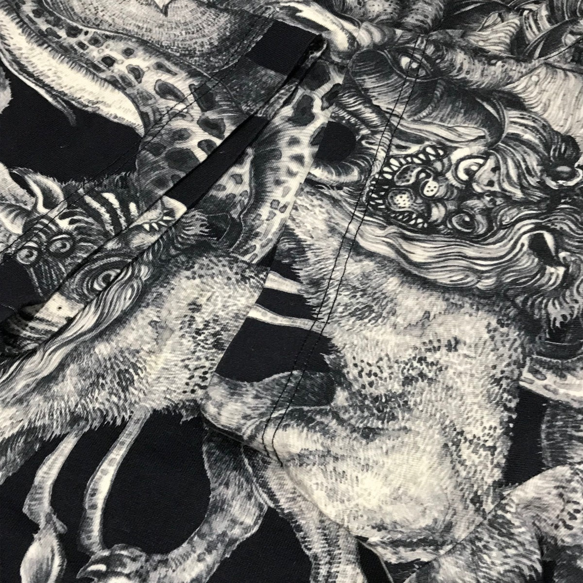 LOUIS VUITTON(ルイヴィトン) チャップマンブラザーズ総柄T