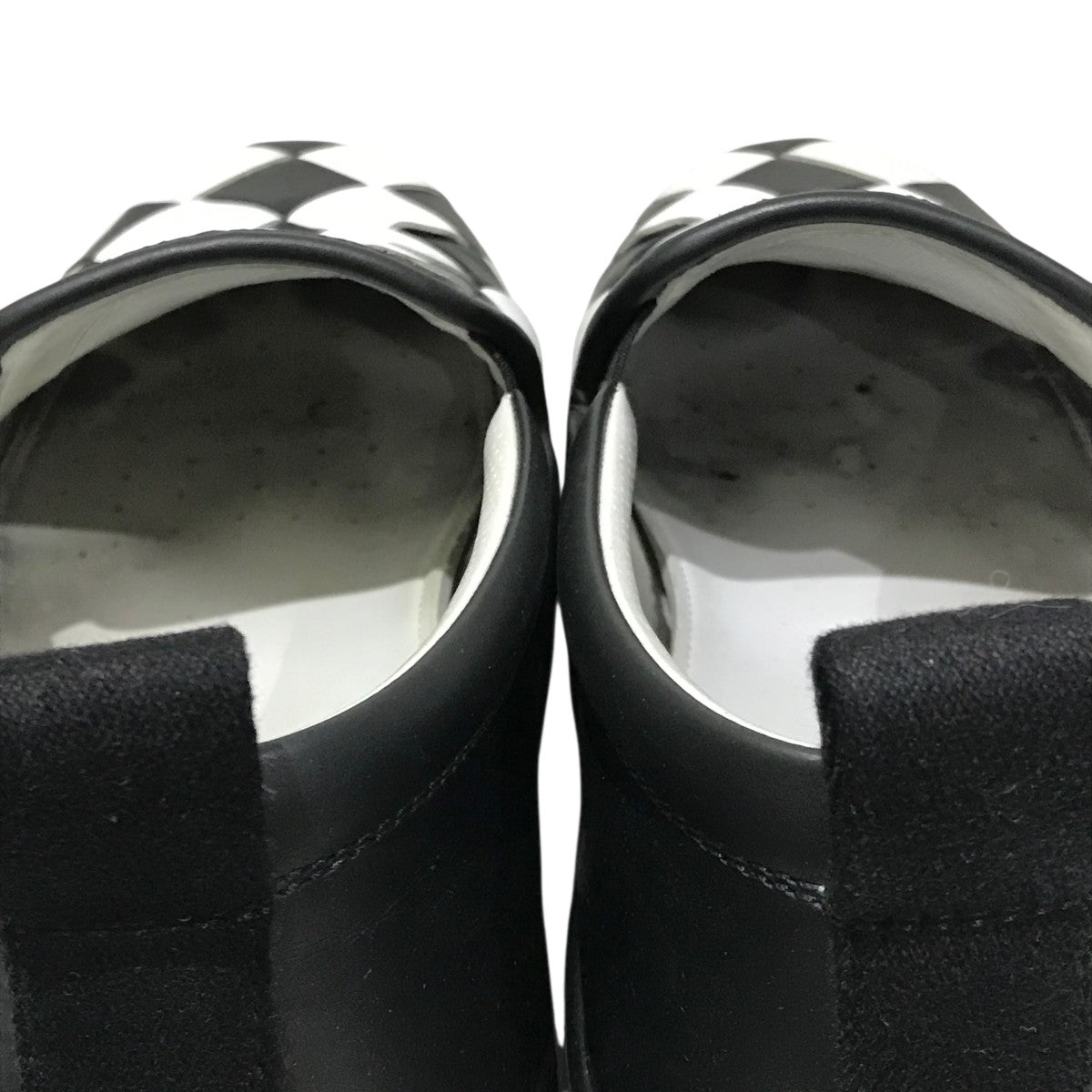 BOTTEGA VENETA(ボッテガヴェネタ) スリッポン ブラック