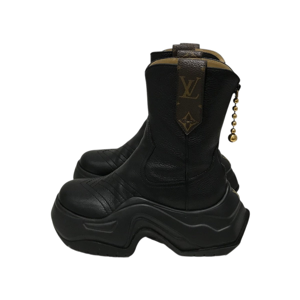 LOUIS VUITTON(ルイヴィトン) スニーカーブーツ ブラック サイズ 34