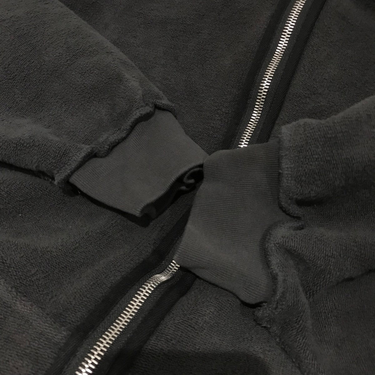 BALENCIAGA(バレンシアガ) 【Inside Out Regular Zip-Up Hood