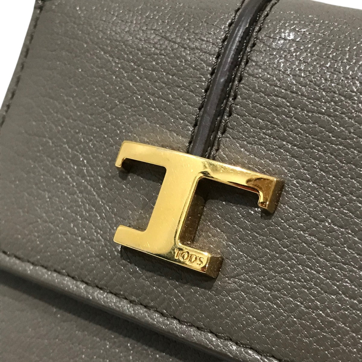 TOD'S グレー 三つ折り財布 トッズ 三つ折り財布 グレー レザー 箱 保存袋 レディース財布