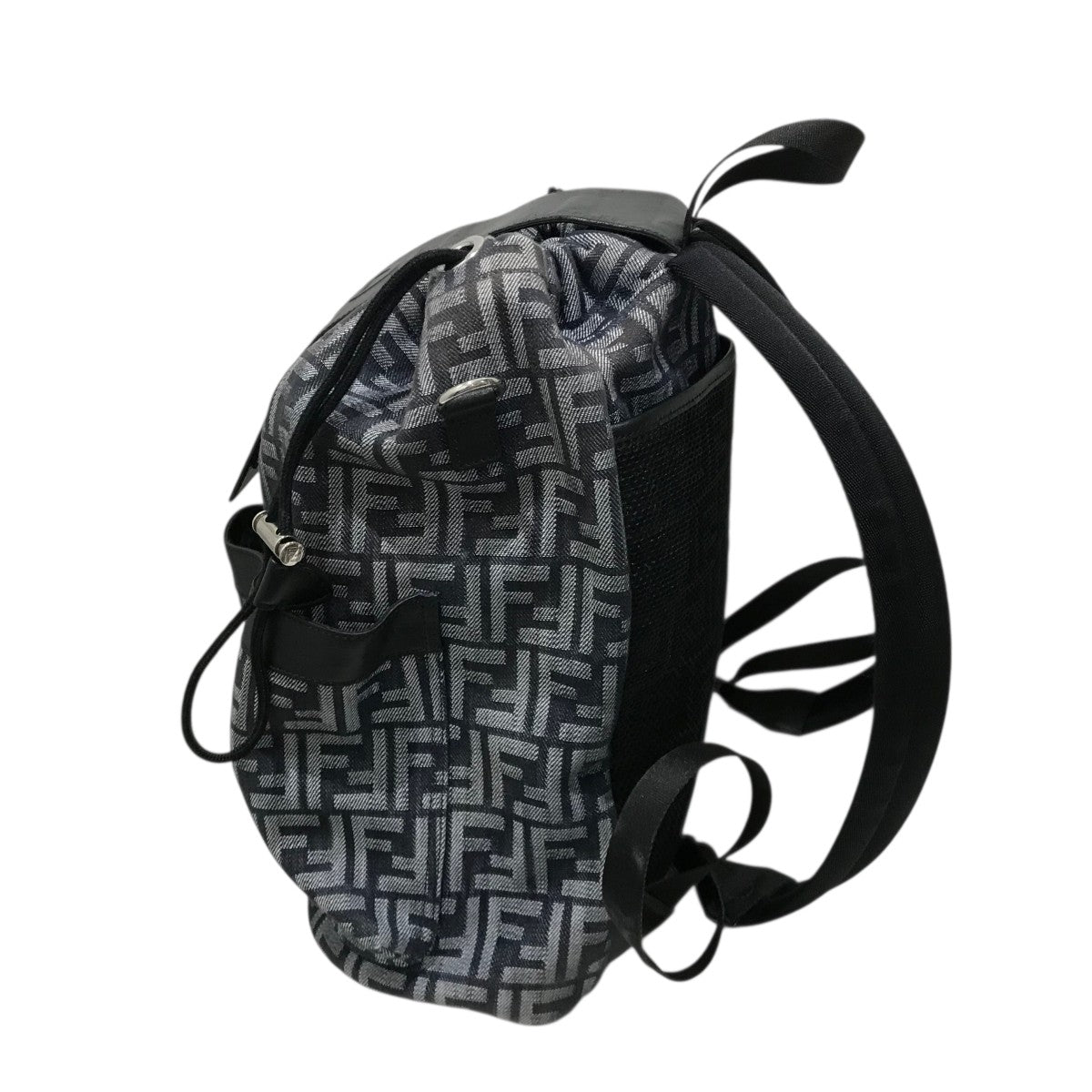 FENDI フェンディ　ドラムバック FENDI(フェンディ) FFジャガードストライクミディアム リュック7VZ070
