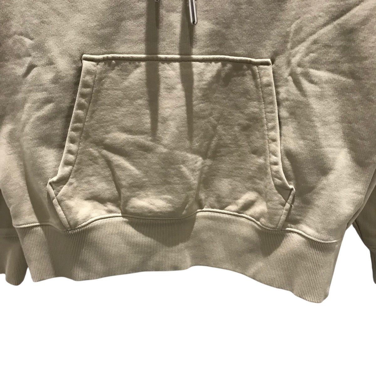 ami - AMIalexandremattiussi  パーカー ベージュ S AMI Alexandre Mattiussi (アミアレクサンドルマテュッシ) 24SS