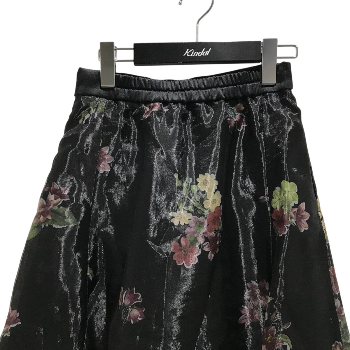アメリ ameri 花柄 総柄 ロング プリーツスカート グリーン M Ameri VINTAGE（ロングスカート）のフリマアイテム一覧