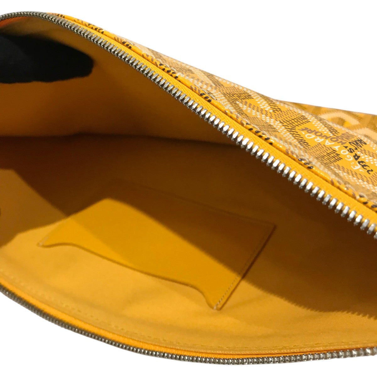 GOYARD(ゴヤール) セナクラッチバッグ - イエロー｜【公式