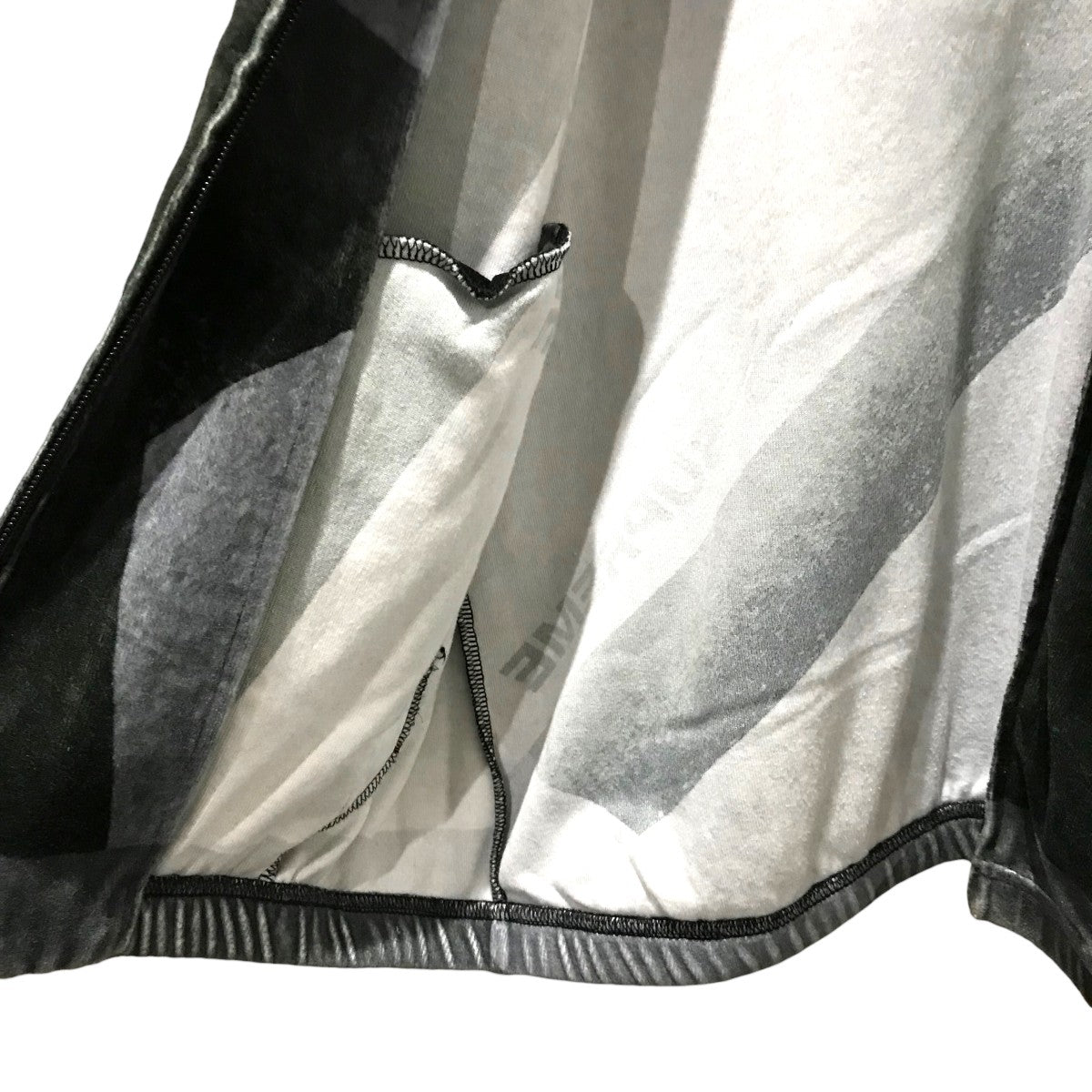 Supreme(シュプリーム) 【Geo Velour Track Jacket】ベロアジャケット