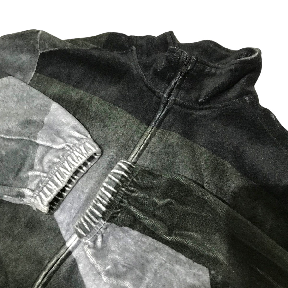 Supreme(シュプリーム) 【Geo Velour Track Jacket】ベロアジャケット