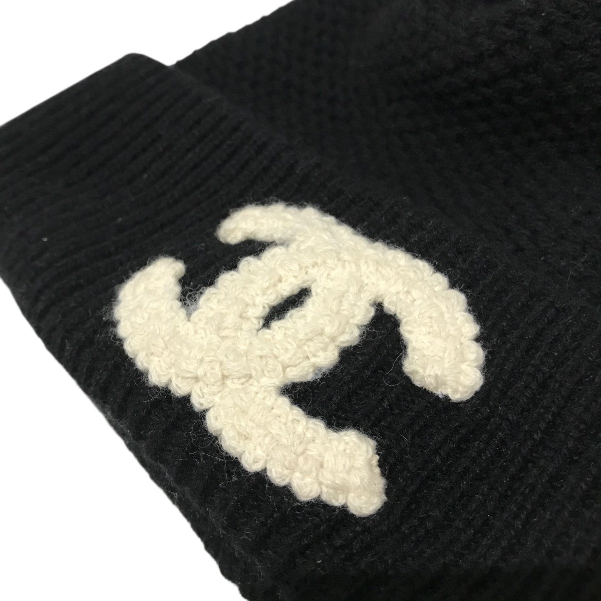 専用！新品未使用 シャネルCHANEL 24B リボン　ニットキャップ　完売品 CHANEL(シャネル) 24Bココマークカシミヤニットキャップ