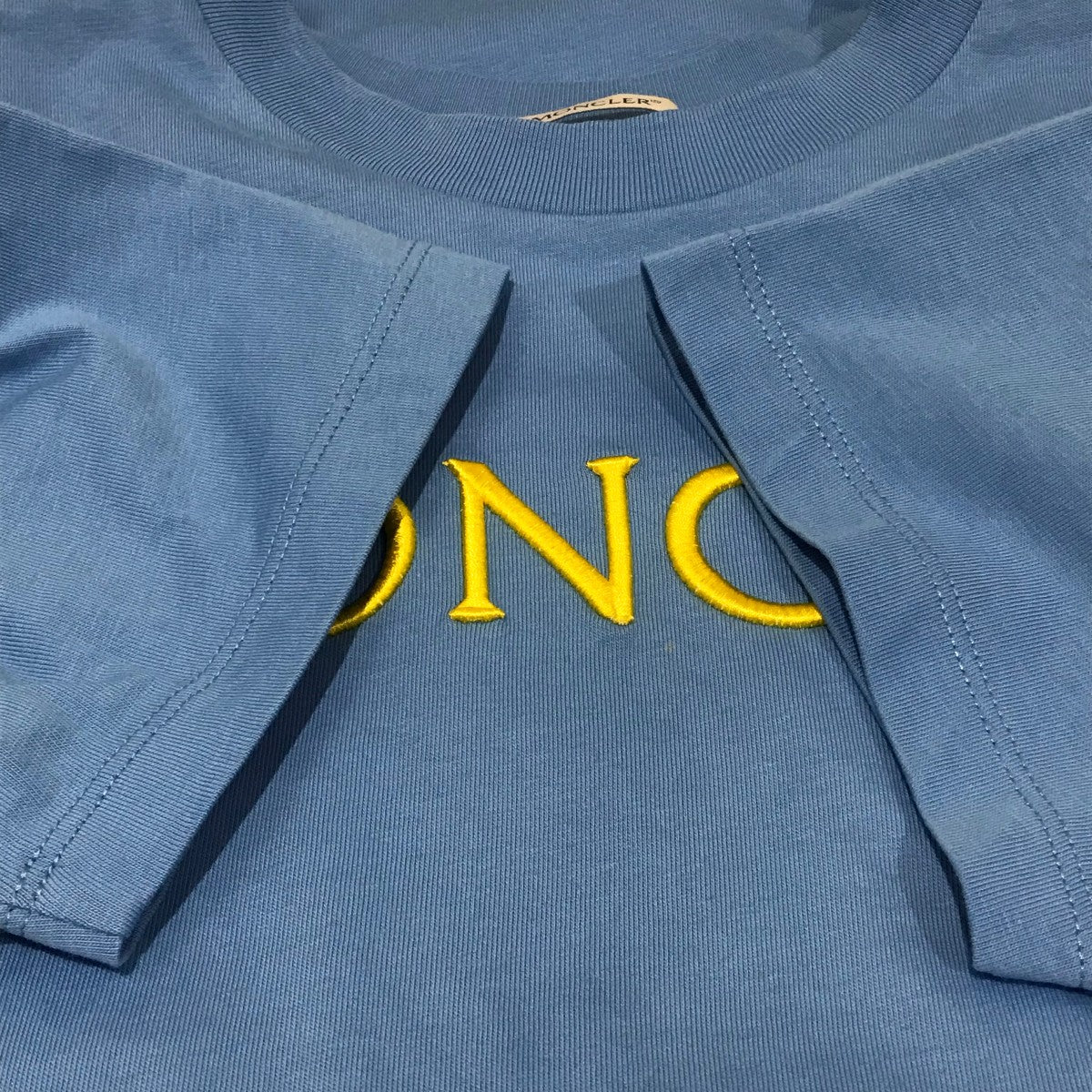 MONCLER(モンクレール) 刺繍TシャツI10938C00009 I10938C00009