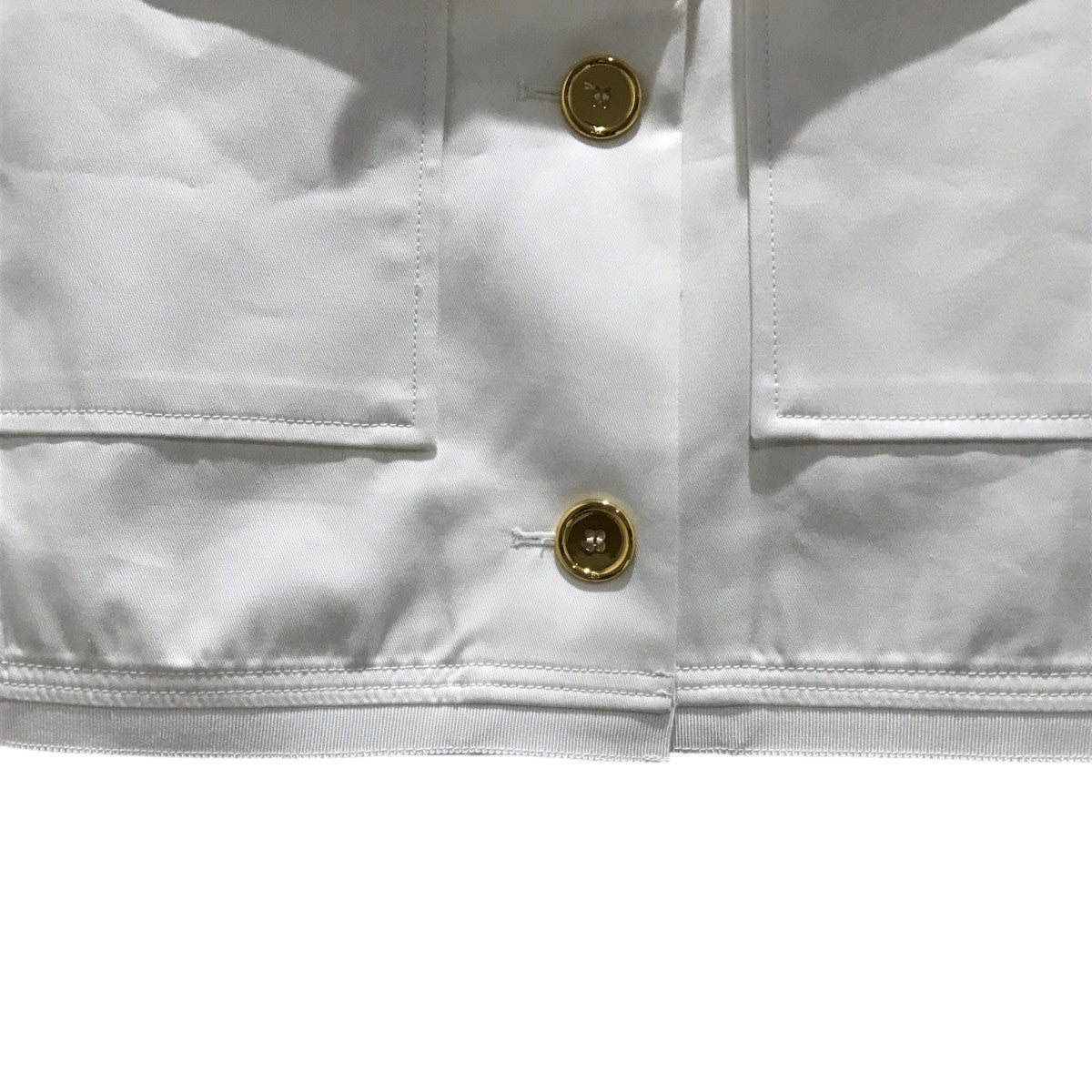 パトゥ Patou 25SS ギャバジンショートスリーブクロップドシャツ JA0480074001W ホワイト サイズ：34 Patou(パトゥ) 25SSギャバジンショートスリーブクロップドシャツ