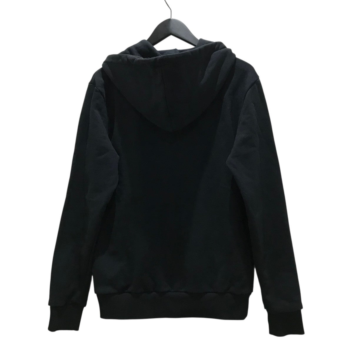 送料関税込【BALMAIN】 FoulardプリントクルーネックTシャツ Balmain シグネチャー刺繍をあしらったTシャツ - Men | BALMAIN