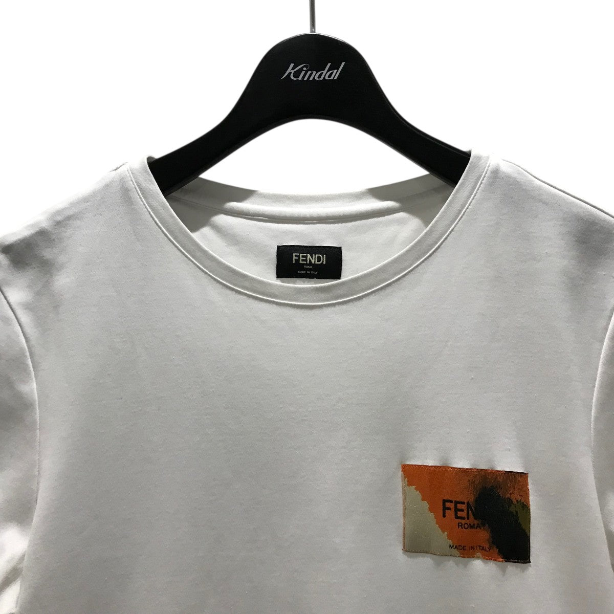 ロゴラベルTシャツ043J611A0589
