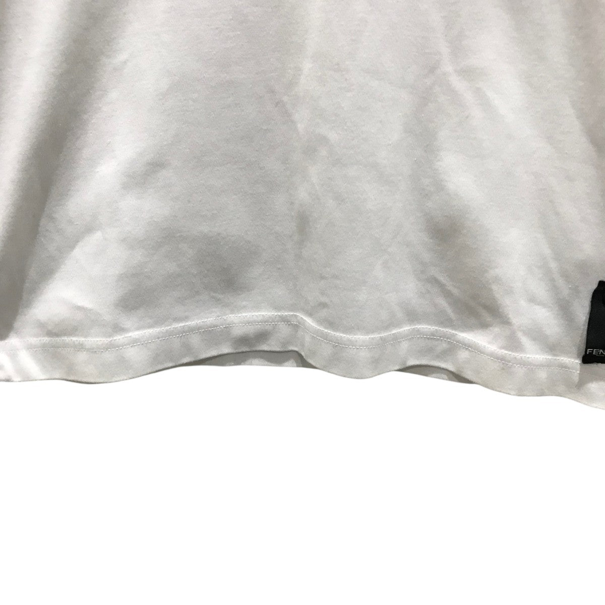 ロゴラベルTシャツ043J611A0589