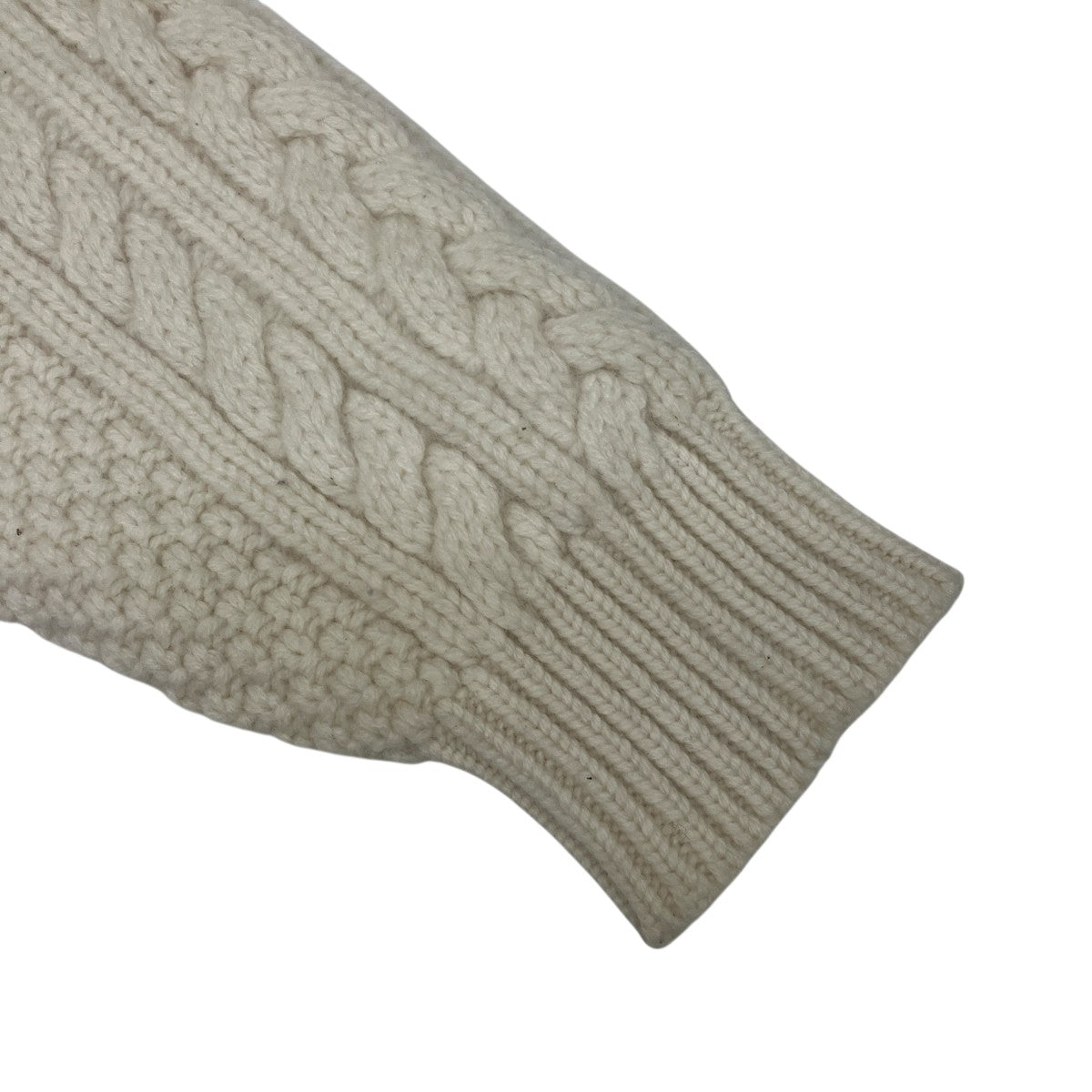 Supreme(シュプリーム) 【Applique Cable Knit Sweater】ケーブル