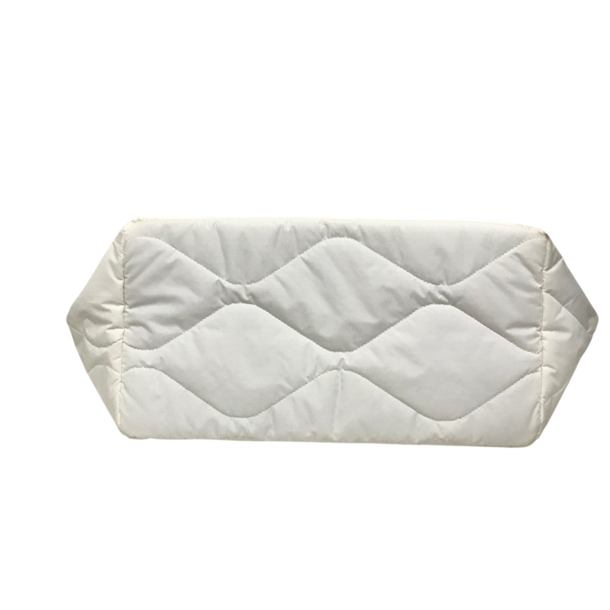 限定品ブリーフィングHOLIDAY COLLECTION ホワイト 美品 BRIEFING(ブリーフィング) キルティングハンドバッグ ホワイト