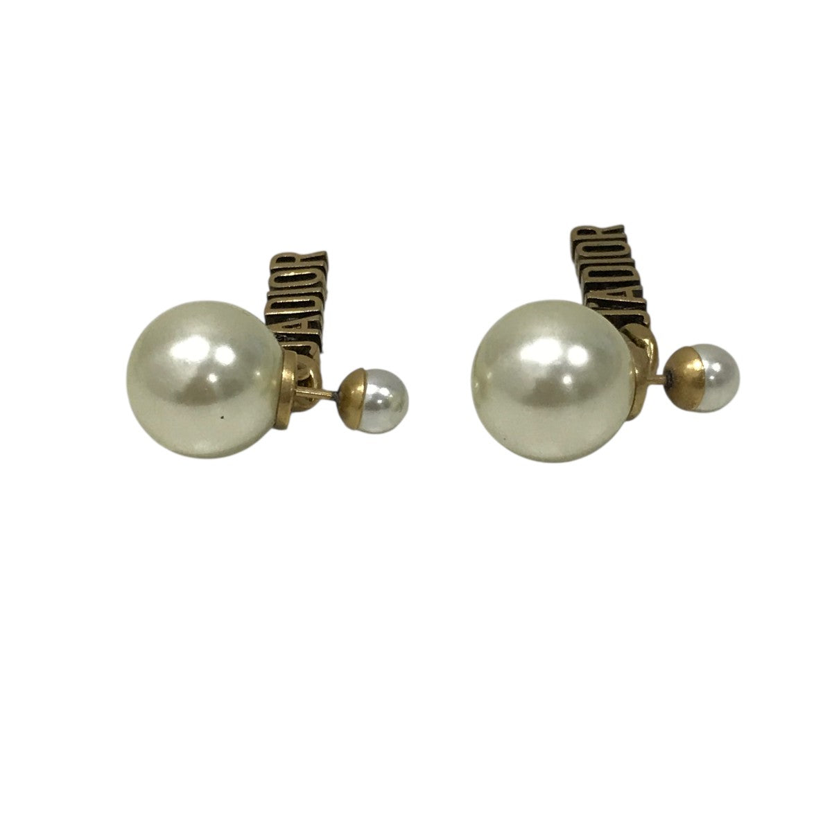 Christian Dior(クリスチャンディオール) JADIORピアス ホワイト