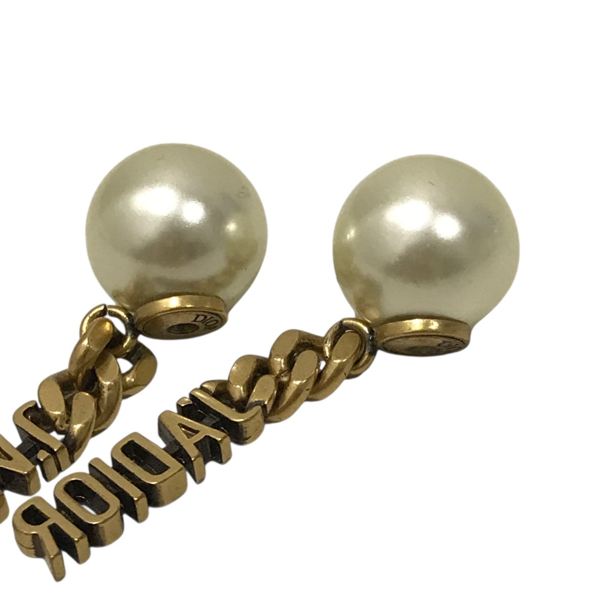Christian Dior(クリスチャンディオール) JADIORピアス ホワイト