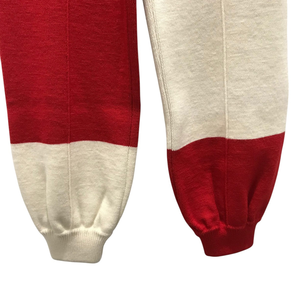 新品　GUCCI ニットパンツ GUCCI グッチ GG柄 ニットパンツ ニット レギンスパンツ サイズ