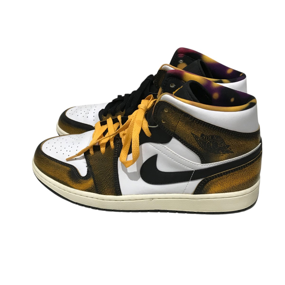 NIKE(ナイキ) 【AIR JORDAN 1 MID SE】ハイカットスニーカー