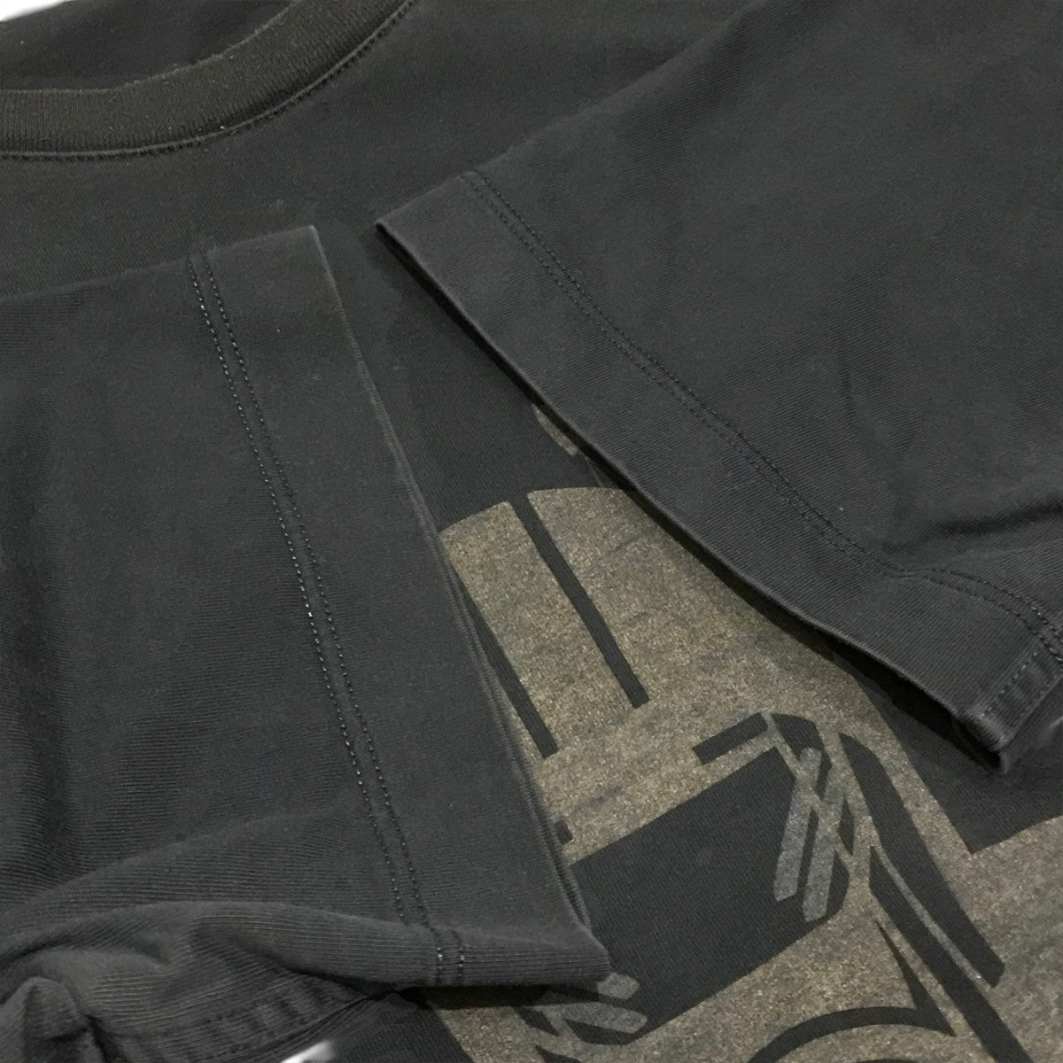 【本日限定値下げ】 【訳アリ】HERMES ブラック 半袖シャツ 訳アリ】HERMES ブラック 半袖シャツ