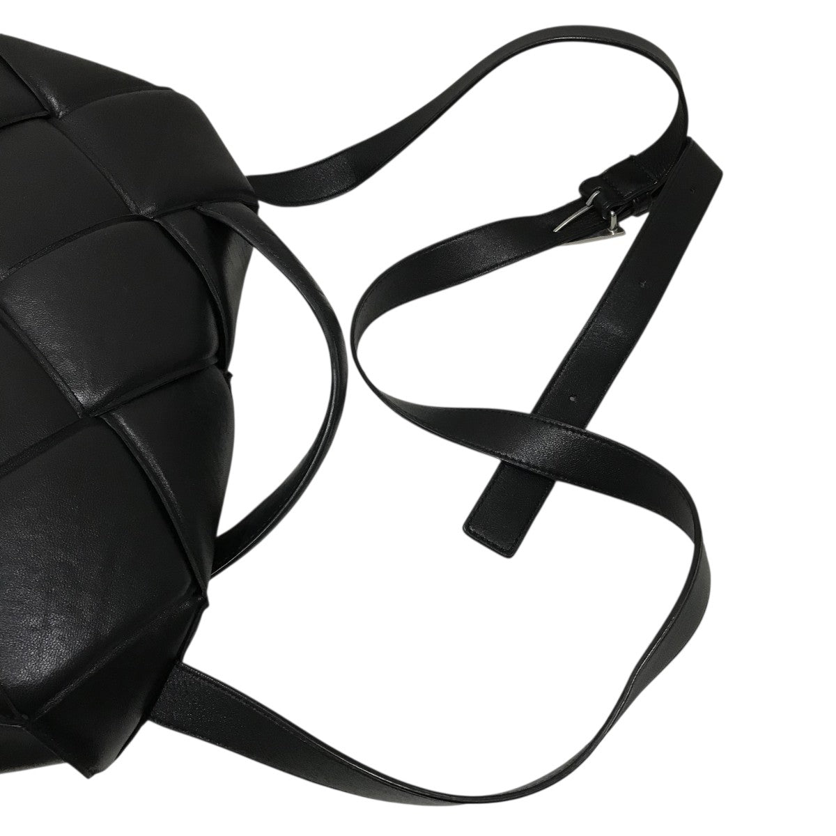 BOTTEGA VENETA ブラックショルダーバッグ ボッテガヴェネタ BOTTEGA VENETA 717587 VCQ71 ショルダー