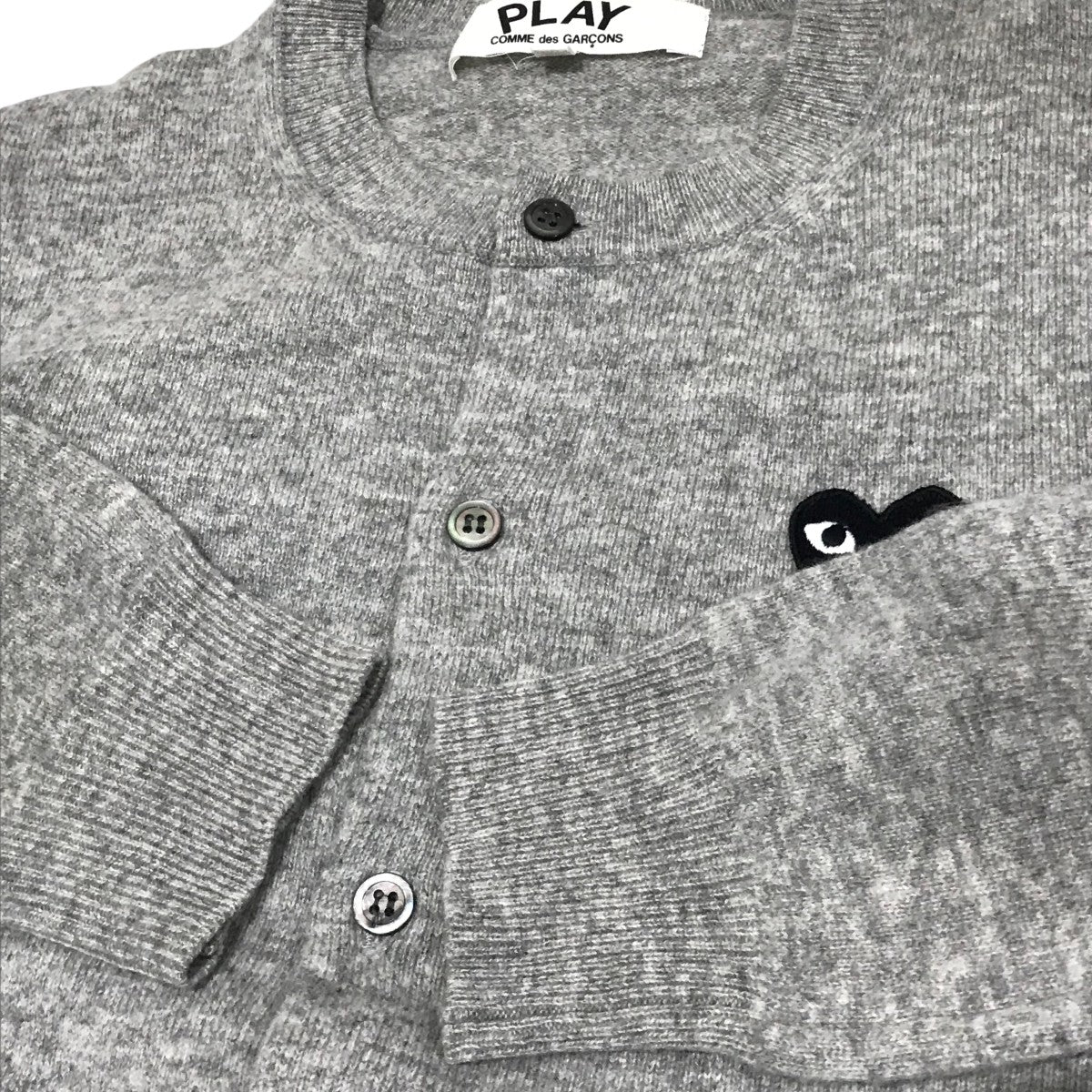 PLAY COMME des GARCONS(プレイコムデギャルソン) カーディガン