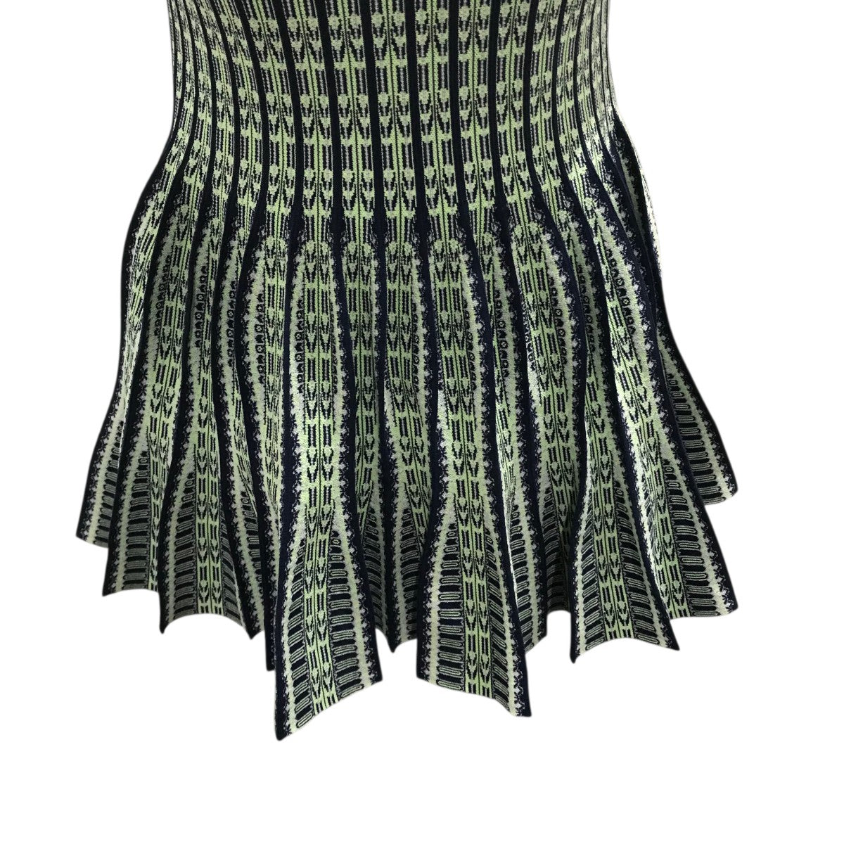 mame kurogouchi 25SS【Lantern Knitted Volume Top】ジャガードワンピースMM25SS-KN037 古着・中古-4枚目のアイテム画像