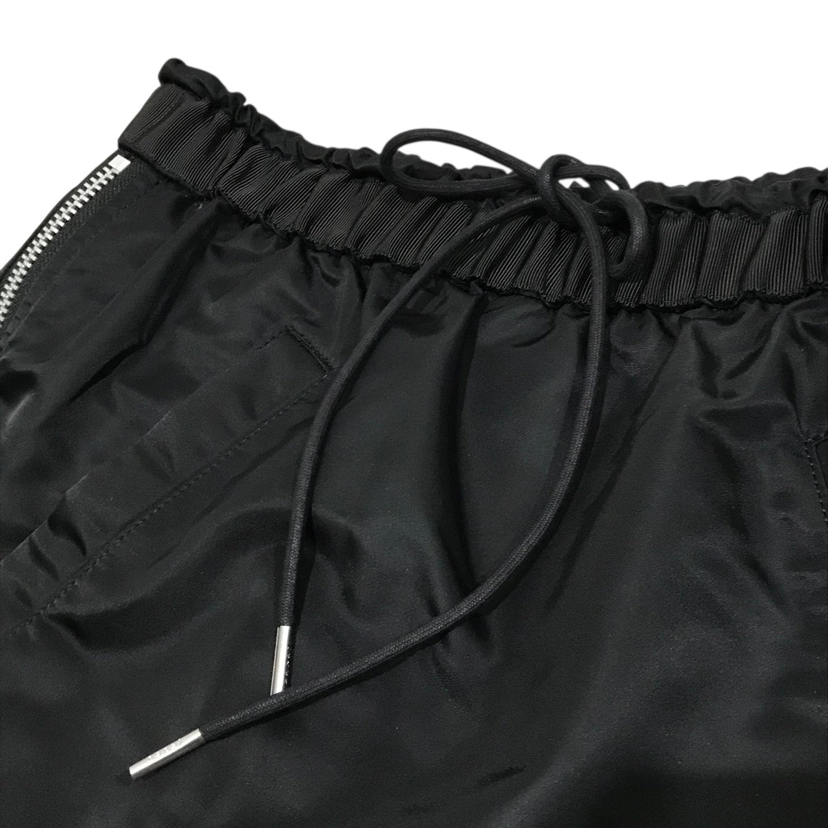 sacai(サカイ) ナイロンツイルスカートSCW-073 SCW-073 ブラック
