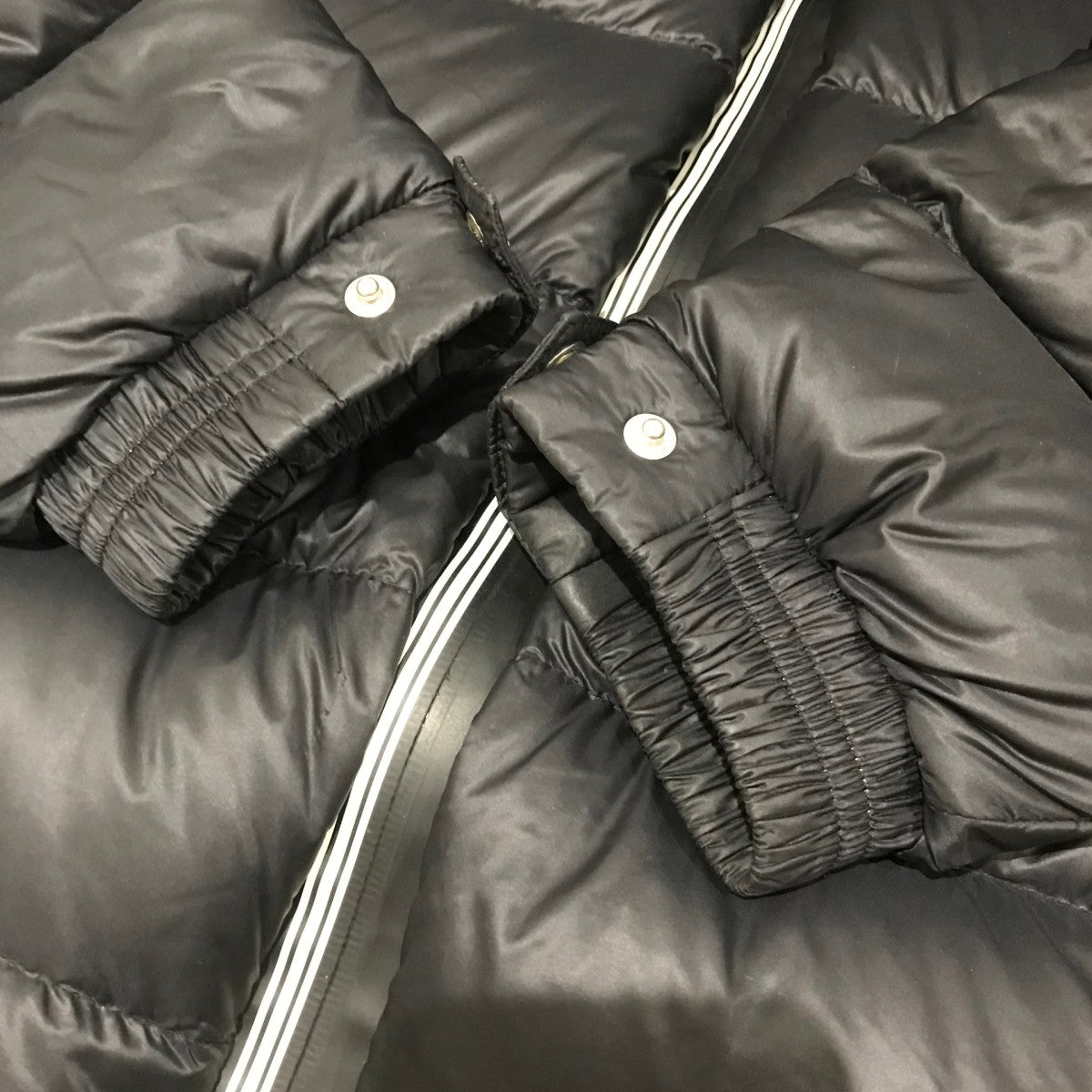 MONCLER 【ARVES】ダウンジャケットF20911A20100 古着・中古-6枚目のアイテム画像