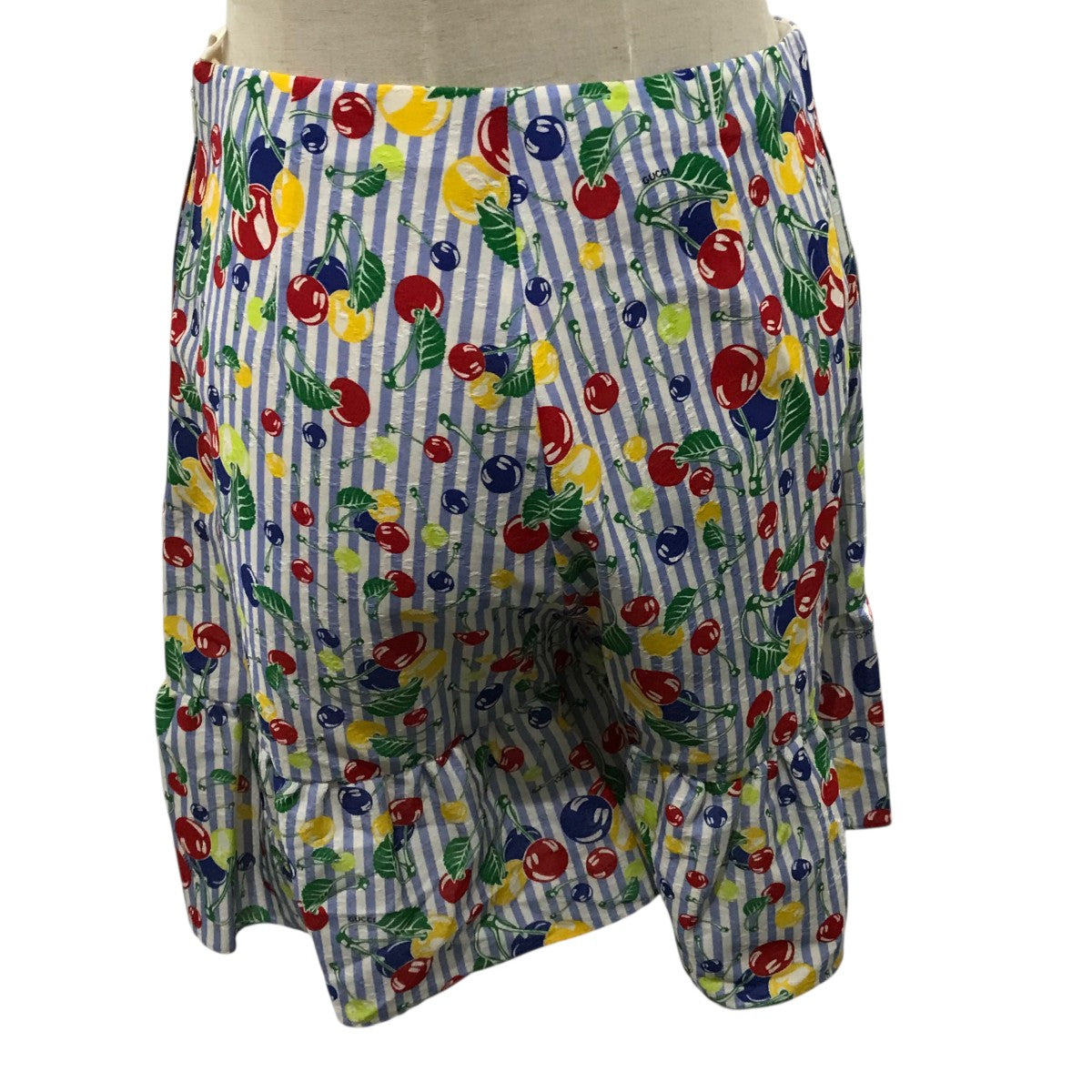 GUCCI チェリーストライプショートパンツ739766 古着・中古-2枚目のアイテム画像