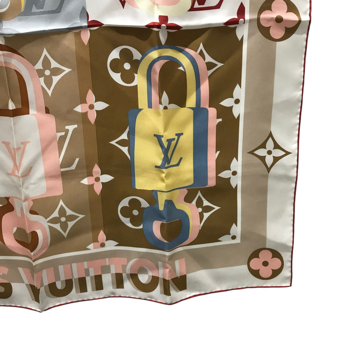 LOUIS VUITTON チェック柄スカーフ　シルク LOUIS VUITTON ルイ・ヴィトン スカーフ バンドー・SINCE 1854
