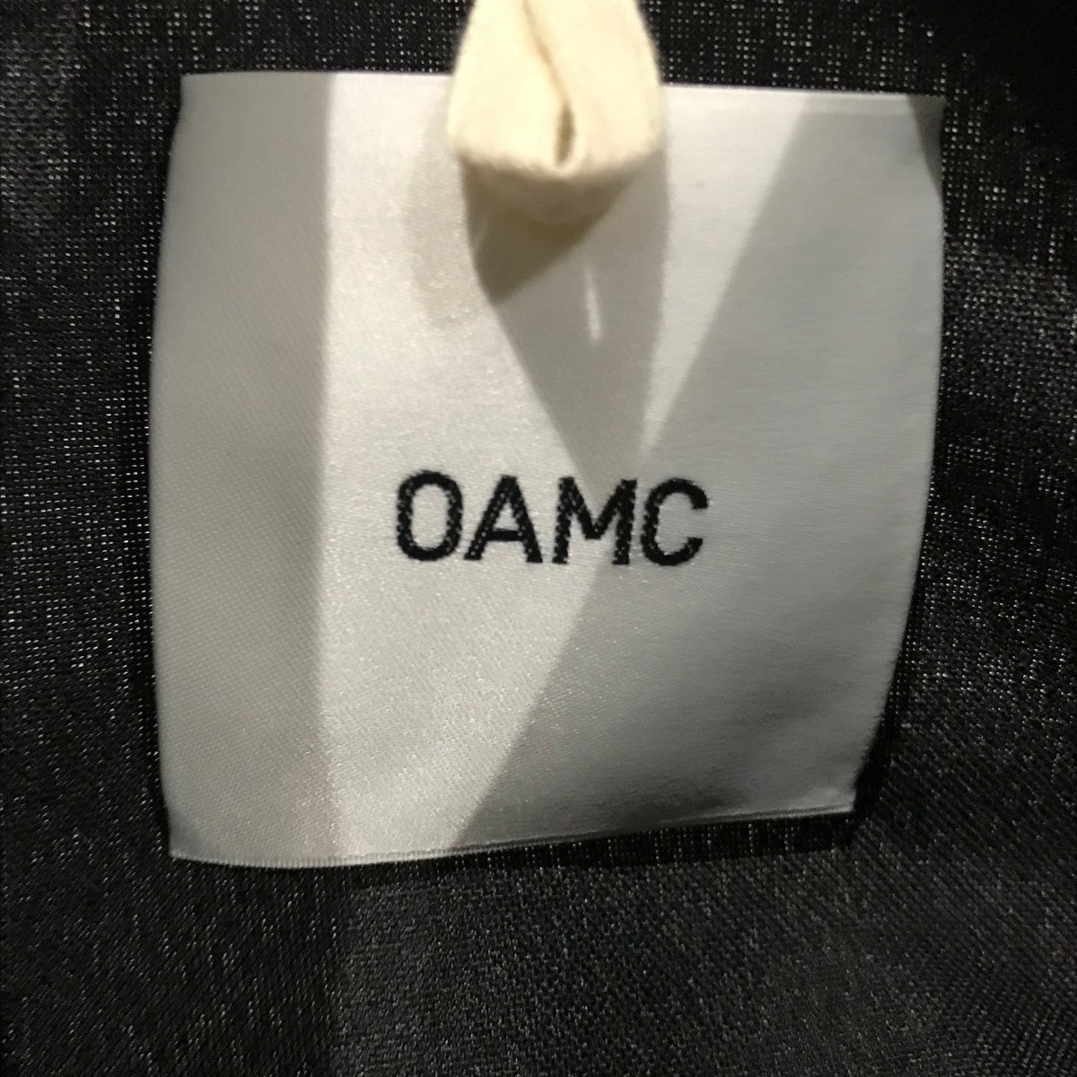 OAMC(オーエーエムシー) PESOA009 SALLY SHIRTジップブルゾン