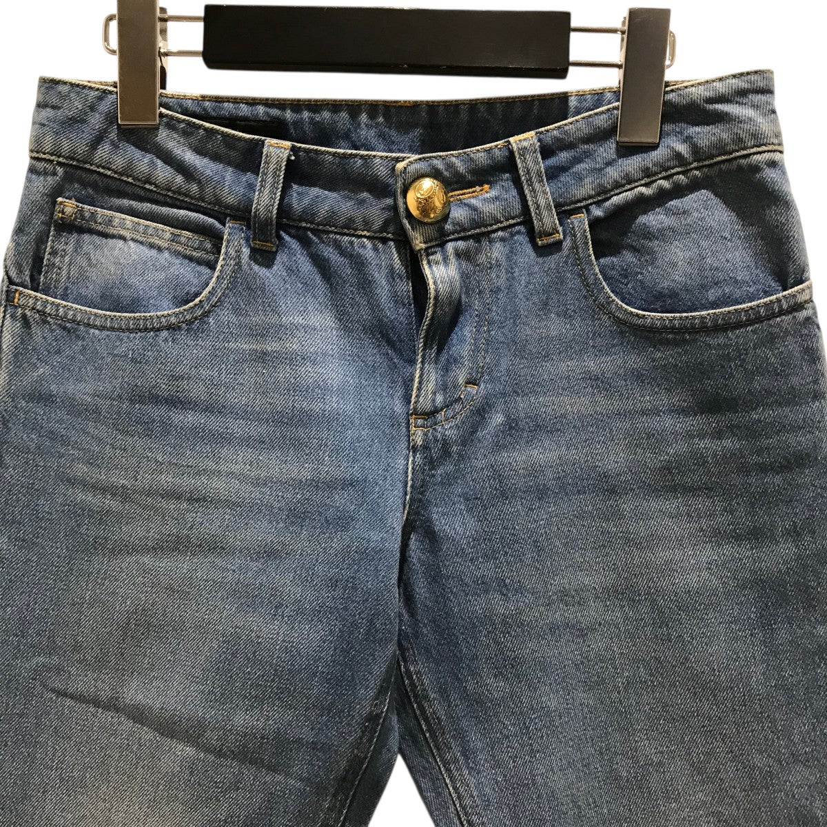 GUCCI ブラック ストレートデニム 38 2025年最新】GUCCI デニムカラー：ブラック ストレートデニムの