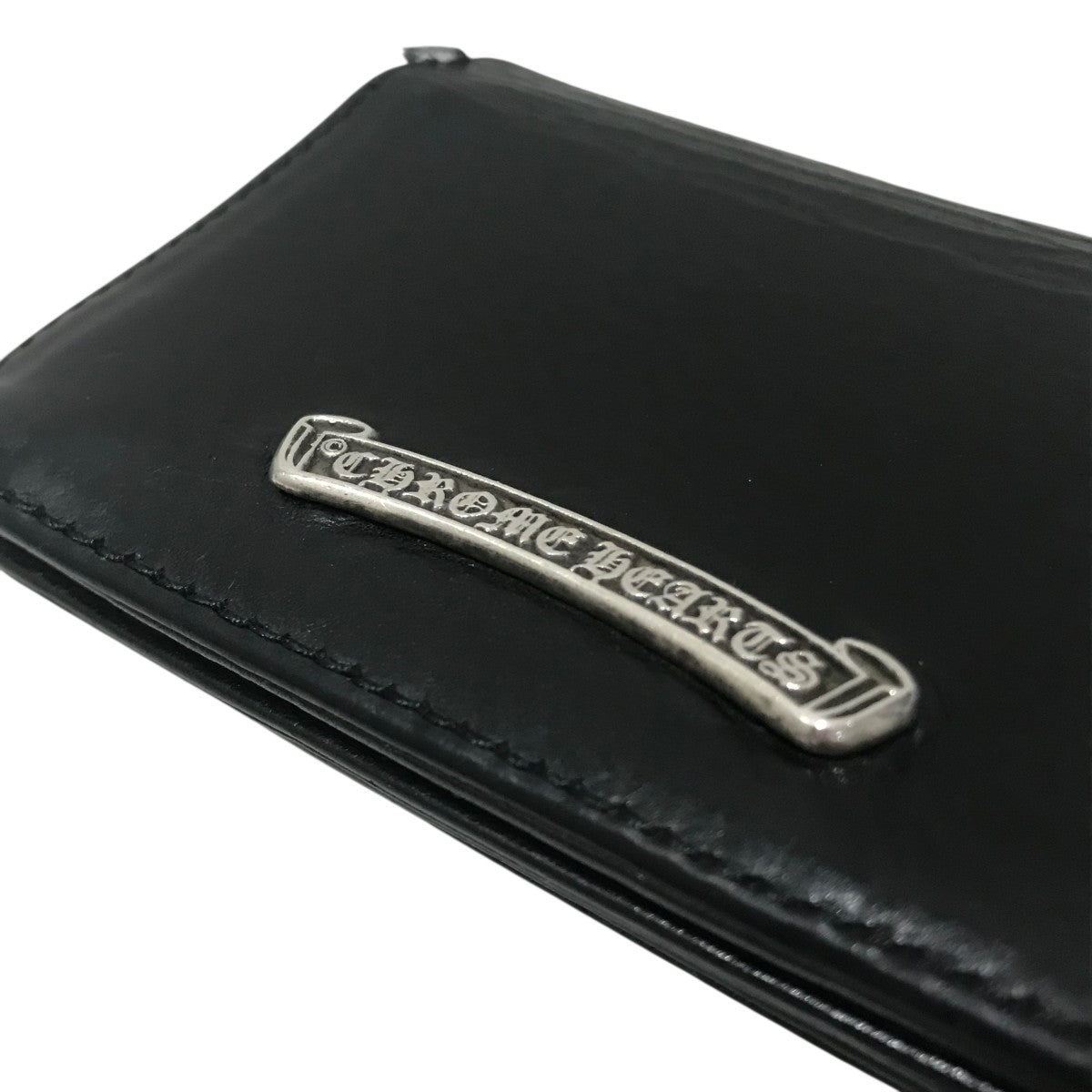 CHROME HEARTS レザーカードケース3ポケット CHROME HEARTS(クロムハーツ) 【スクロールラペルプレート3