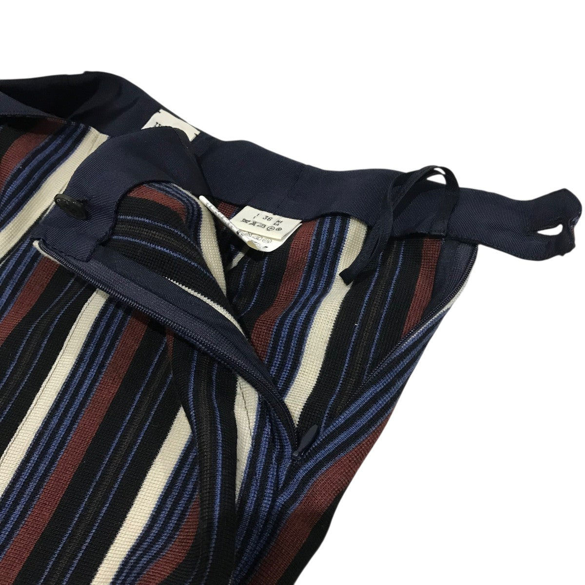 HERMES エルメス　ネイビー ストライプ スラックス スーパー120 HERMES エルメス ネイビー ストライプ スラックス スーパー120