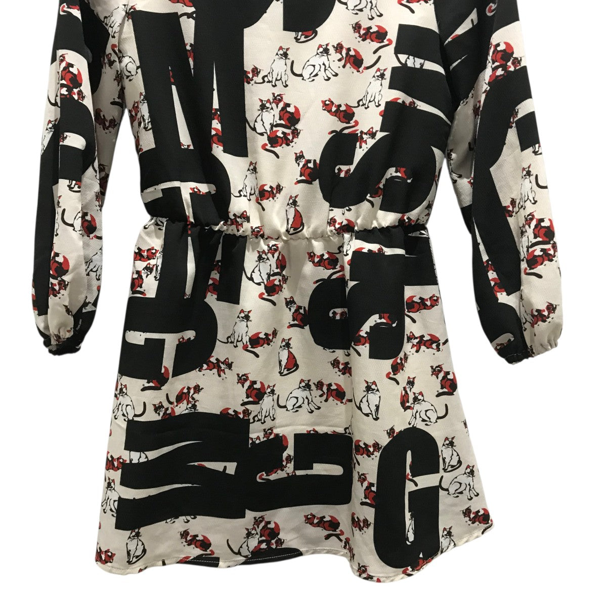 MSGM - MSGM エムエスジーエム スウェット XS 白xオレンジx紫等(総柄) 【古着】【中古】 MSGM(エムエスジーエム) 総柄ブラウス ベージュ×ブラック サイズ