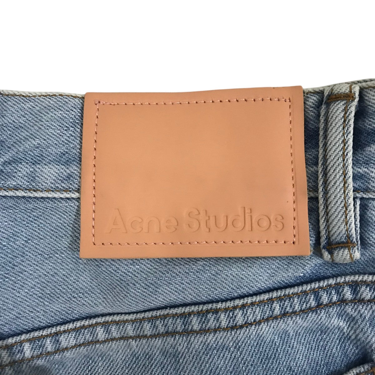 ACNE STUDIOS(アクネストゥディオズ) ルーズフィットジーンズ