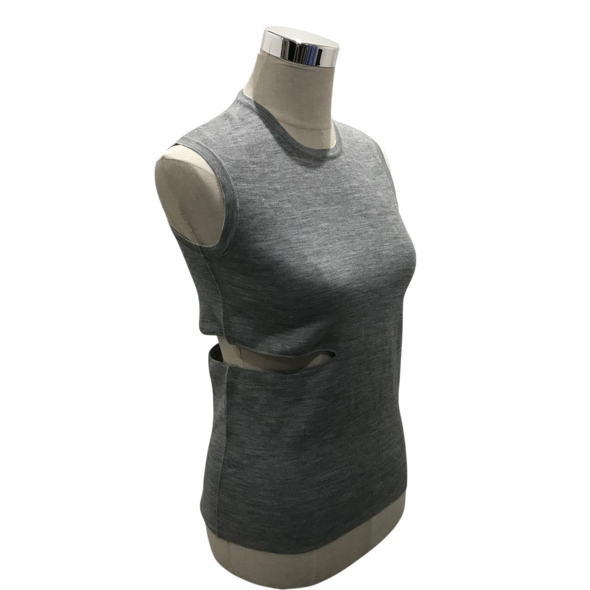 専用ページ①〜⑤ FENDI(フェンディ) カットアウトニットタンクトップFZX967 ANER FZX967