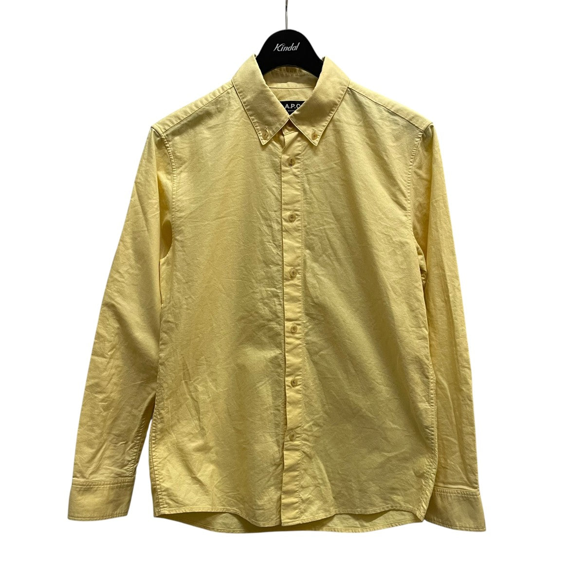 ボタンダウンシャツ